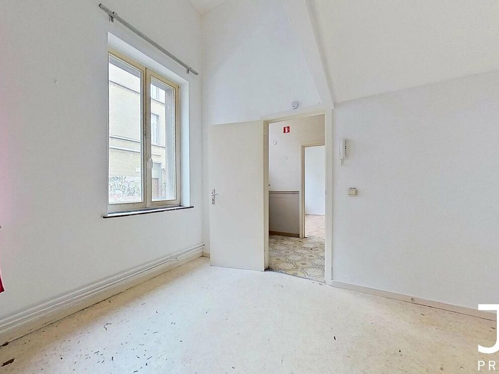 Apartment block for sale in Schaarbeek