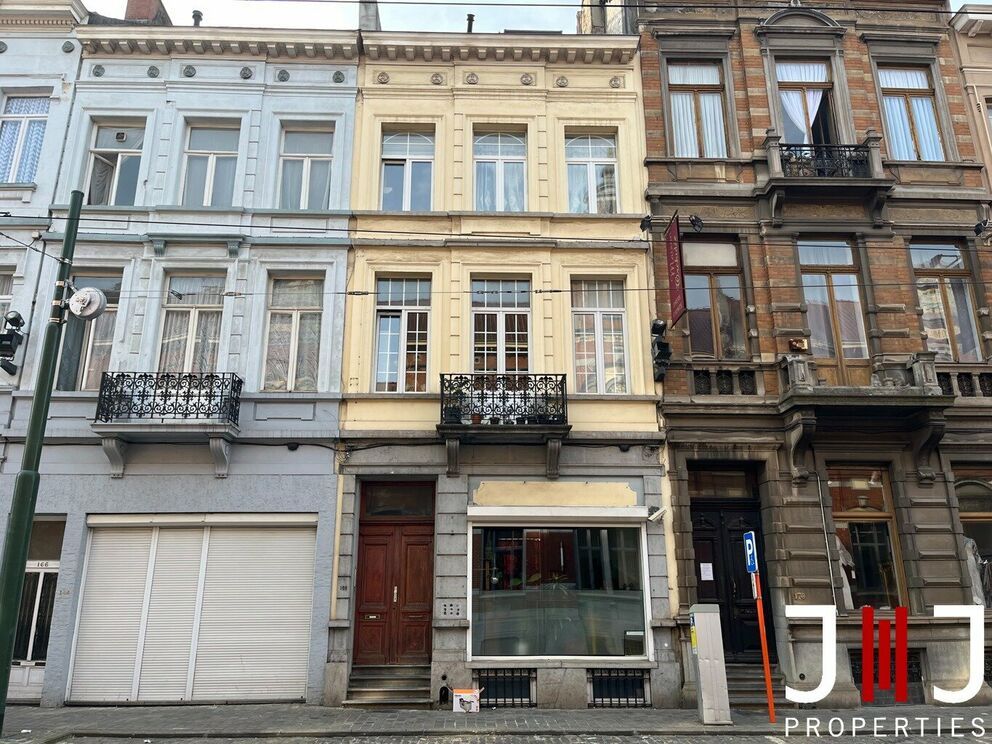 Flat for sale in Schaarbeek