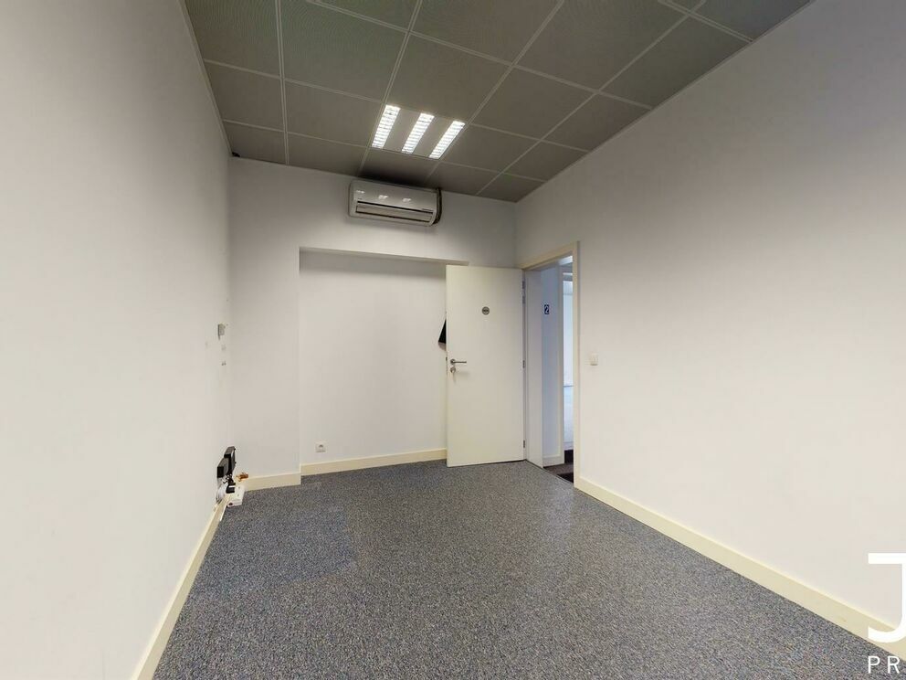 Gebouw voor gemengd gebruik te koop in Brussel