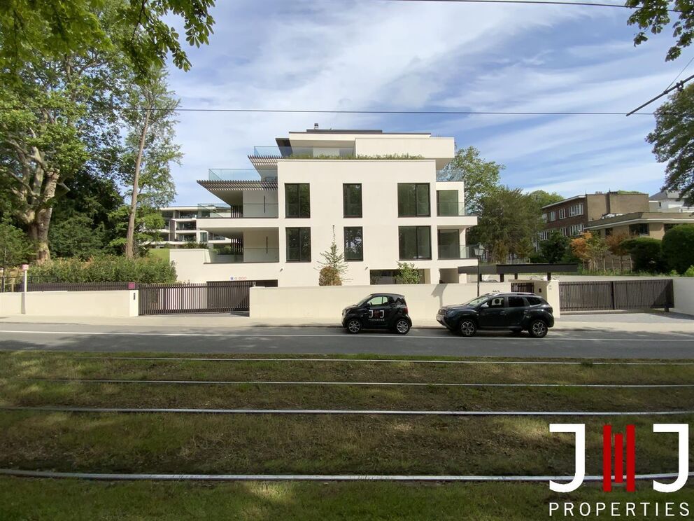 Ground floor for sale in Sint-Pieters-Woluwe