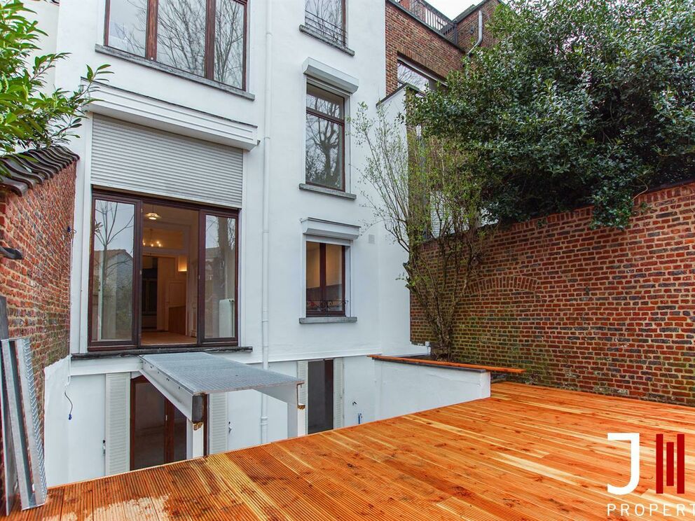 Ground floor with garden for rent in Sint-Gillis