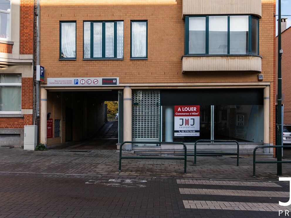 Individual shop for rent in Sint-Pieters-Woluwe