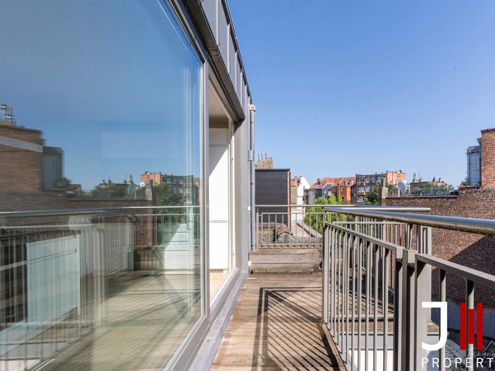 Penthouse for sale in Etterbeek